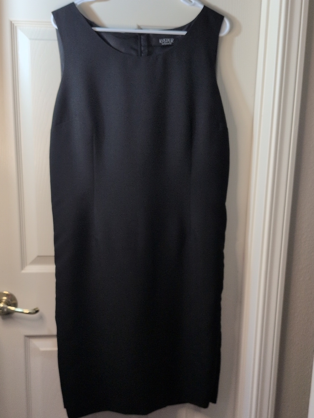 Kasper Black Sleeveless Midi Sheath Dress👗